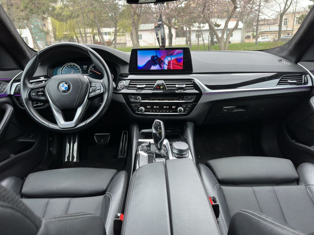 BMW 530D 265CP G30 Motor 3.0 2018, Pachet M, Head Up, Alb perlat