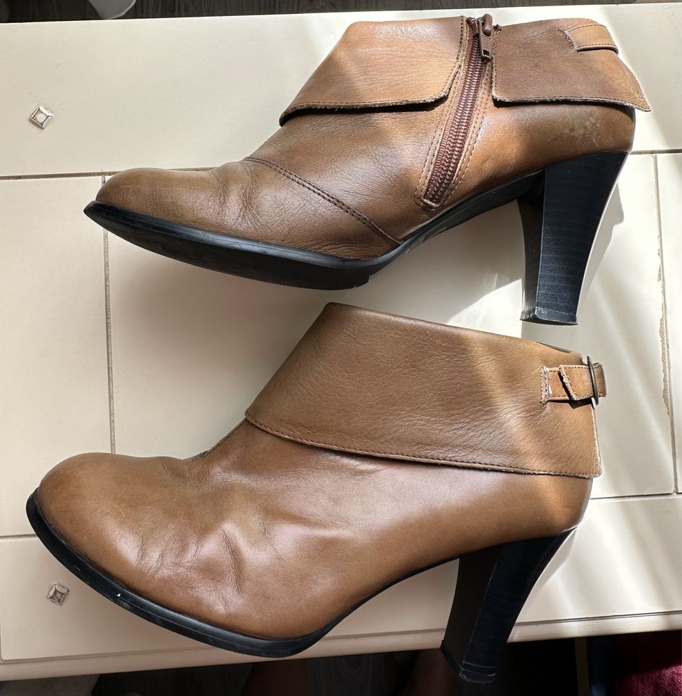 Botine din piele - marime 37