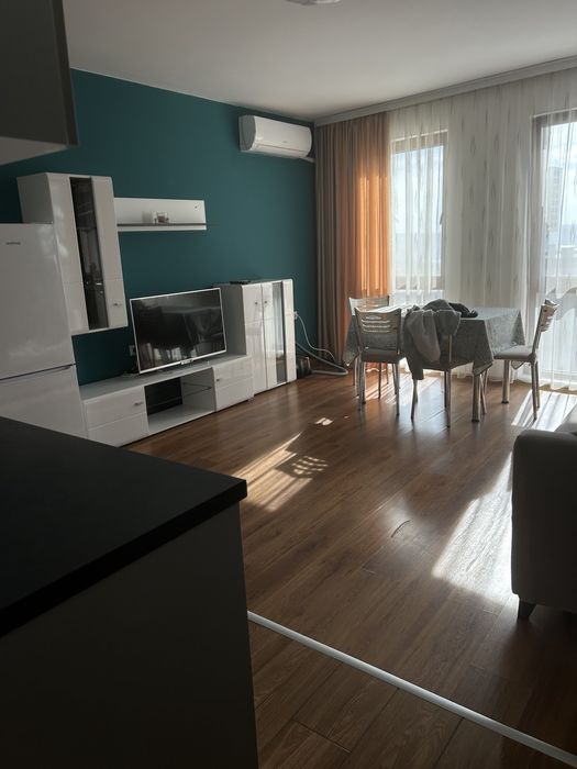 Дава се под наем Тристаен апартамент в Варна, Възраждане 3 - 85 кв.м за 663 € - Снимка #1