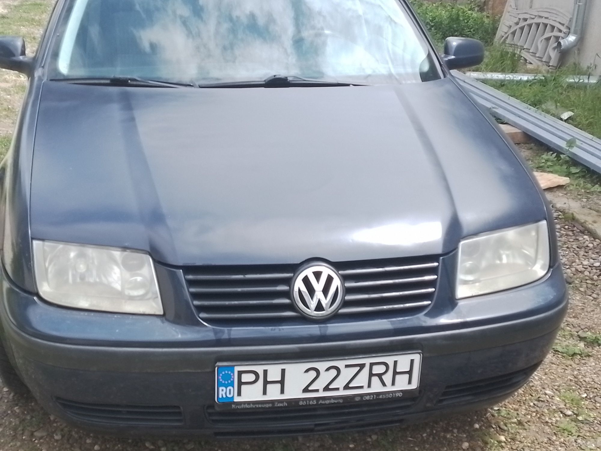 VW. BORA 1,6 8 Valve