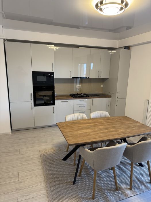 Apartament 3 camere Hanul Piratilor