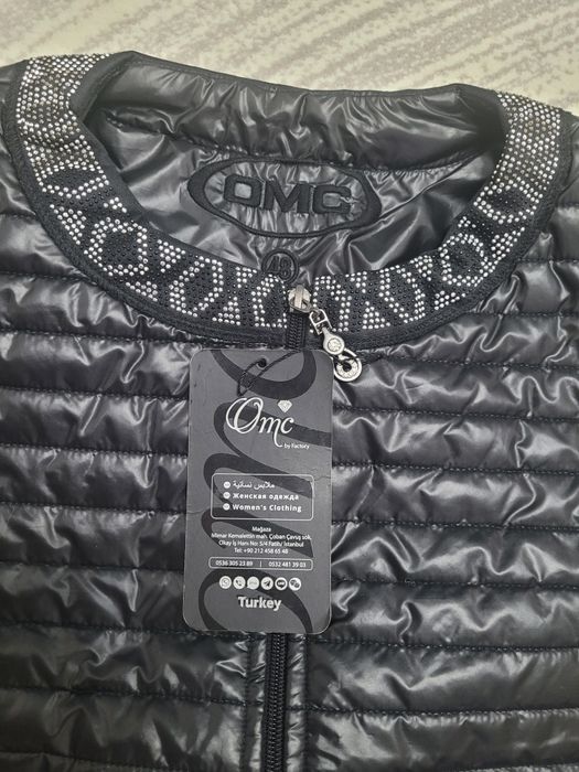 Женское безрукавка