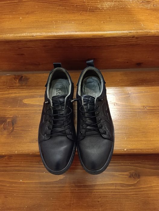 Adidaș casual piele