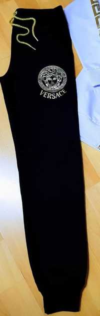 Pantaloni  trening Versace logo auriu(model conic)super calitate