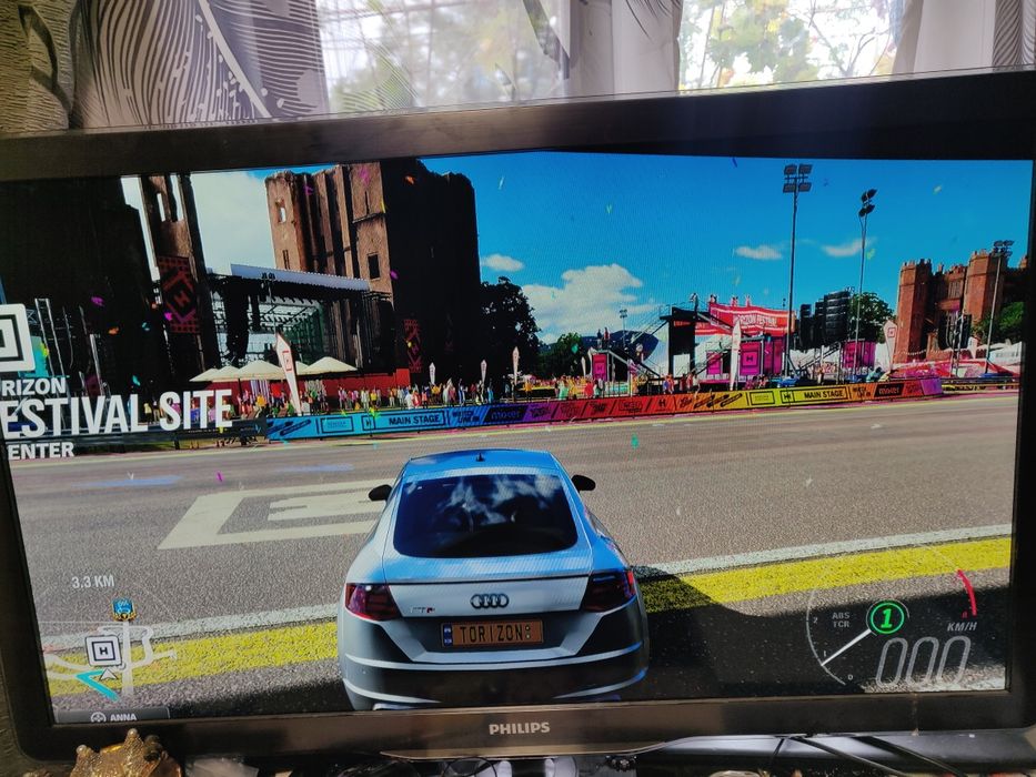 Xbox 360E și Xbox One S