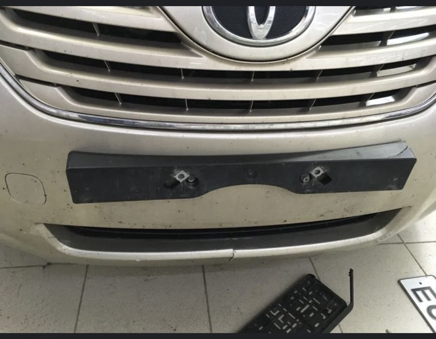Подиум под номер камри 40/50/55,подиум для номера тойота,toyota camry