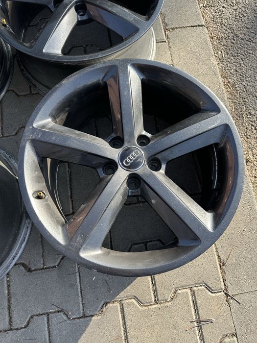 Jante origi 18 5 112 Audi A3 A4 A5 A6 A7 A8 Q3 Q5 Mercedes Wv Skoda Se