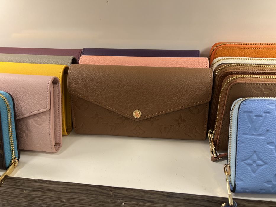 Portofel Louis Vuitton dama:Colecția noua/Poze reale