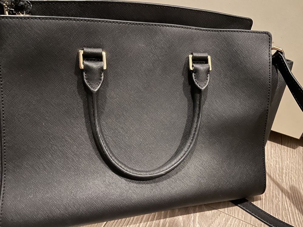 Poseta Michael Kors