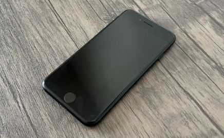 IPhone SE 2022 - 64 GB