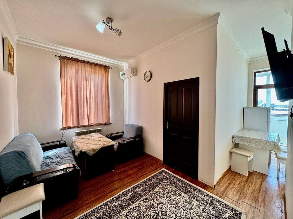 Sergeli metro Yarmirka bozirga yaqnida arenda