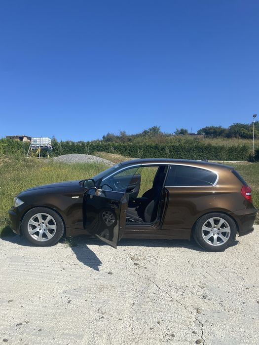 BMW Seria 1 – 2.0 benzina / 122 CP / manuala / editie Lifestyle