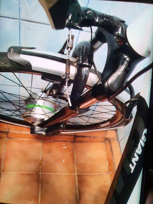 Bicicleta electrica  Giant din aluminiu