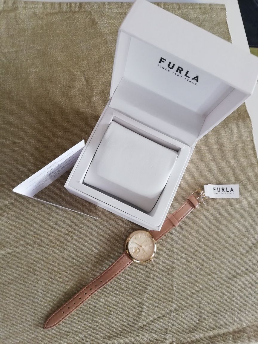 Furla Дамски Часовник