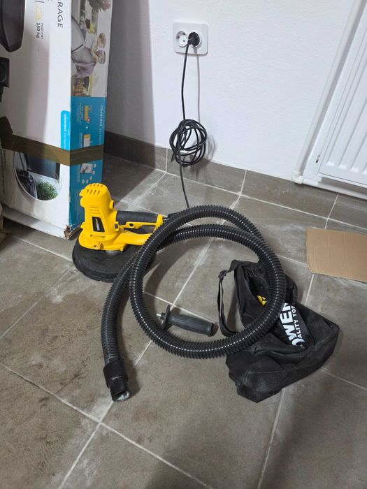 Slefuitor glet tavan, pereti, rigips cu aspirare praf POwerplus