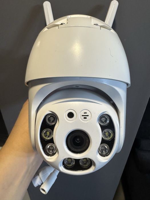 4 броя камери с wifi