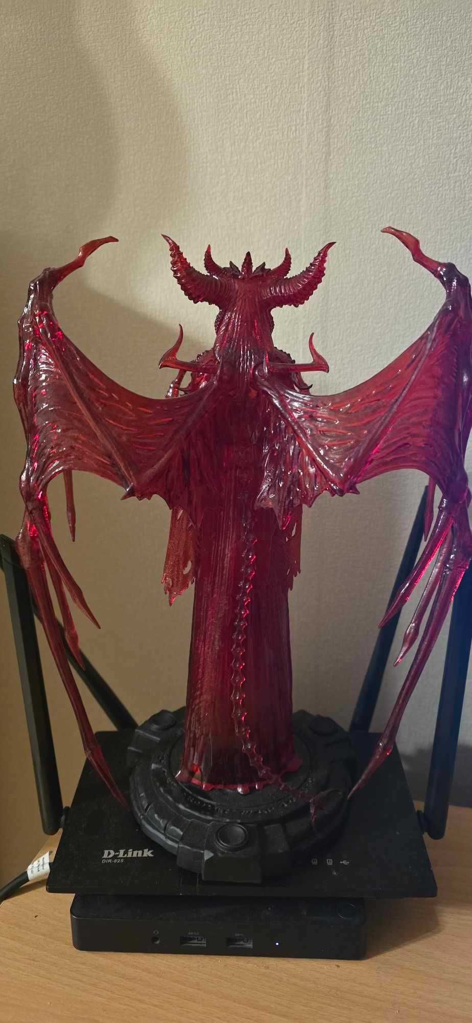 Статуетка  Diablo IV - Red Lilith (Daughter of Hatred), 30 cm / Лилит