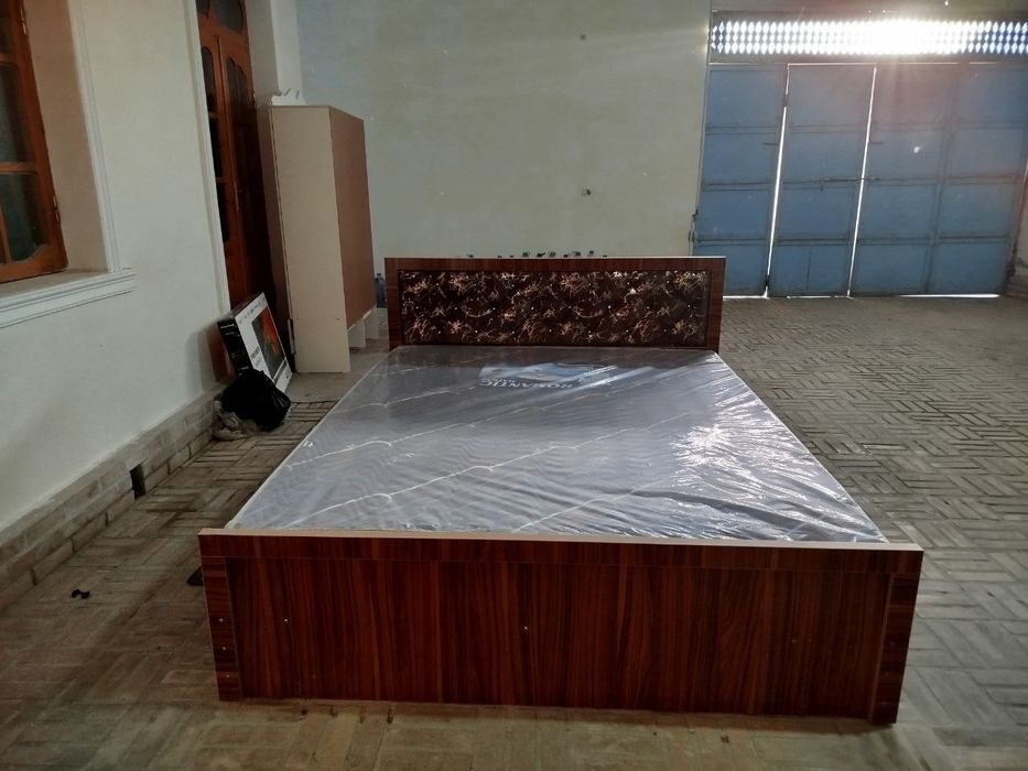 Yangi ishlatilmagan dvuxspalni sotiladi