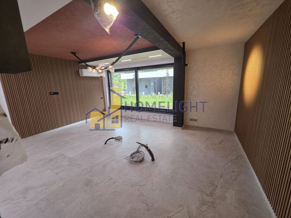 Дава се под наем Офис в София, Славия - 102 кв.м за 1100 € - Снимка #2