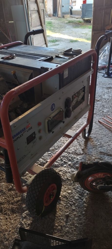 Generator curent ESE 1006