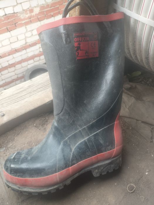 Сапоги резиновые "Officer" огнеупорные с антипроколом.