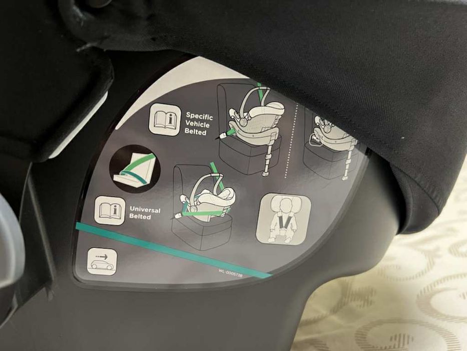 Продавам стол Joie Signature i-Jemini, i-Size 40-85см., до 13кг.