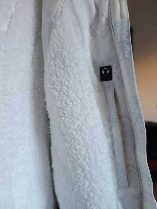 Geaca iarna/schi Fundango alba, marime L, foarte claduroasa