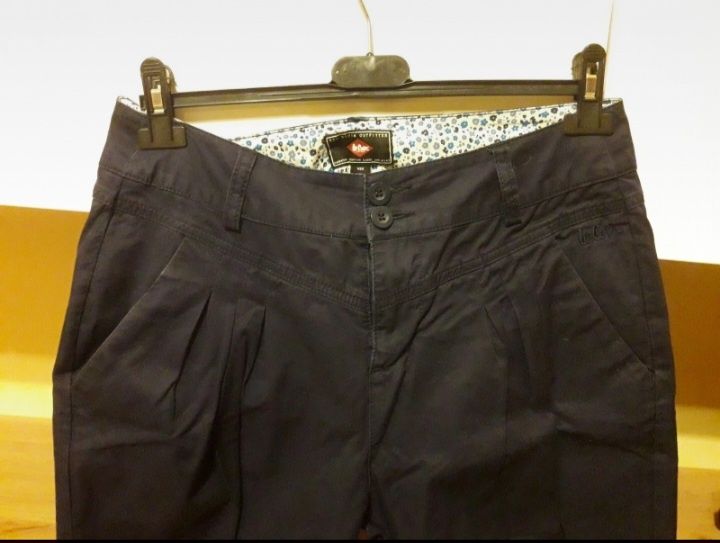 Pantaloni 3/4 Lee Cooper