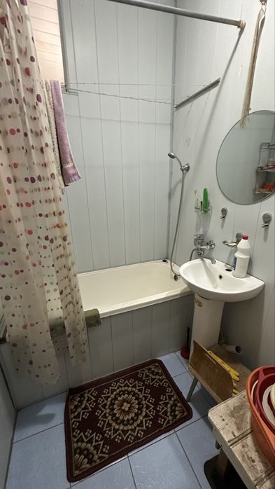 Продаётся квартира 2/3/5 Максим Горький метро БИЙ Художников 2 хонали