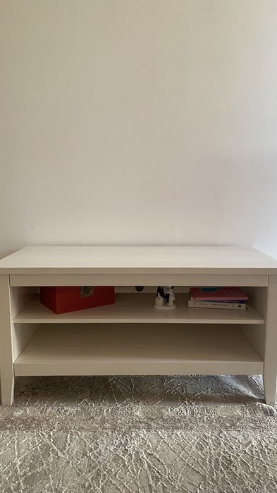 Продам тумбочку под телевизор