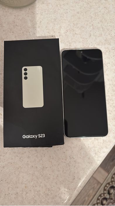 Продам Самсунг s23