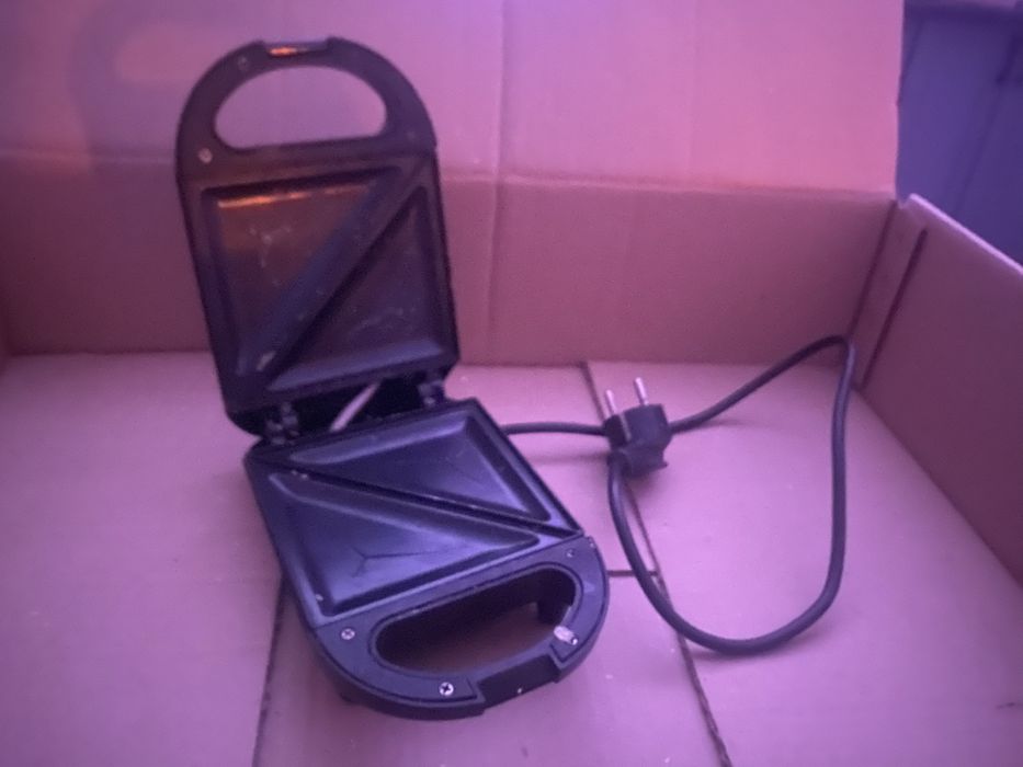 Бутербродница для горячих бутербродов