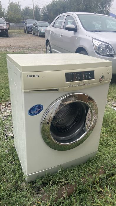Продам стиральную машину