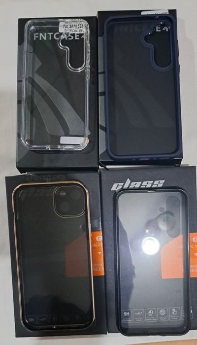 Lot huse telefoane