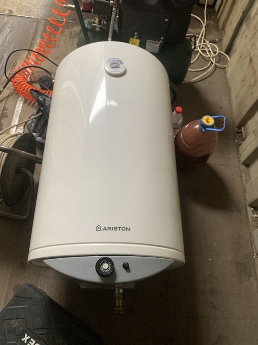 Газовый бойлер Ariston