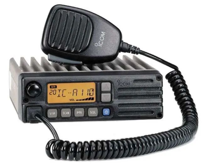 Радиостанция Icom IC-A110