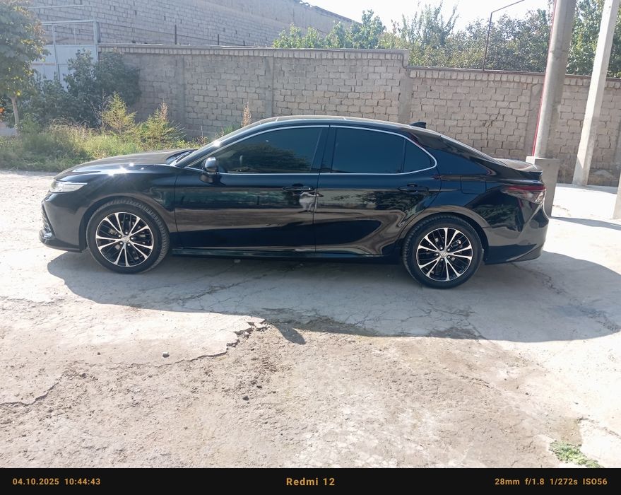 Toyota camry 22-23 salondan chiqan ozm nomimda
