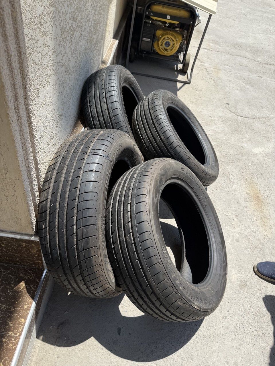Balon sotiladi arzon. 205/60/16  юрган масофаси 7000км. BYD e2 дан