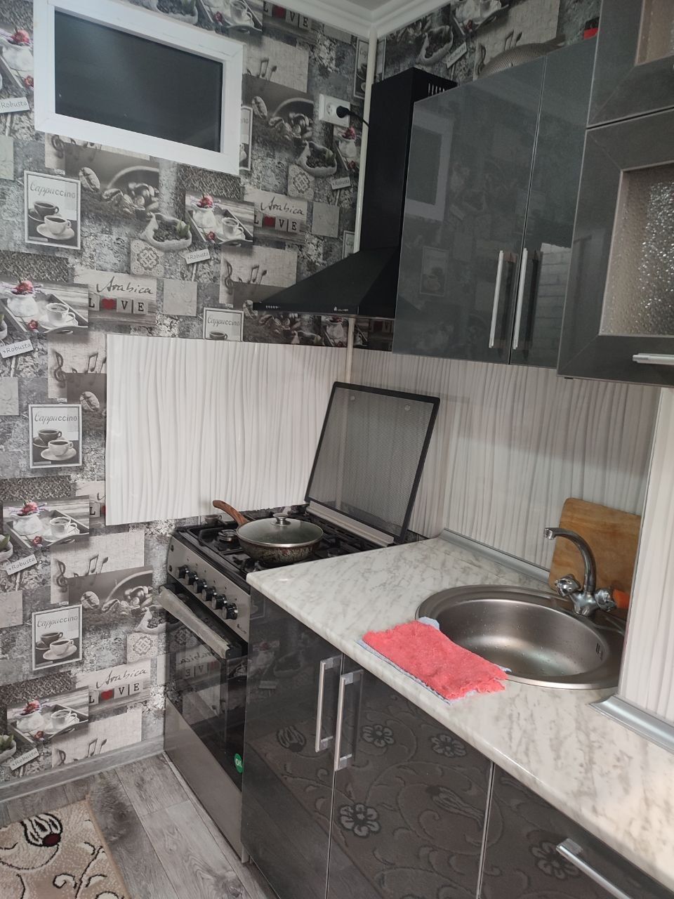 Продаётся 2х комнатная квартира