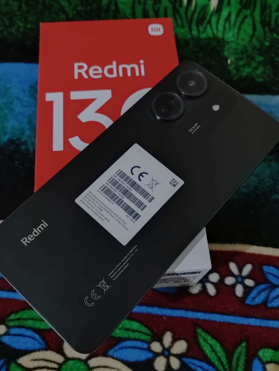 Redmi 13 C yangi pachka telefon. Xotira 6/128, Batareka 5000, Kamera50
