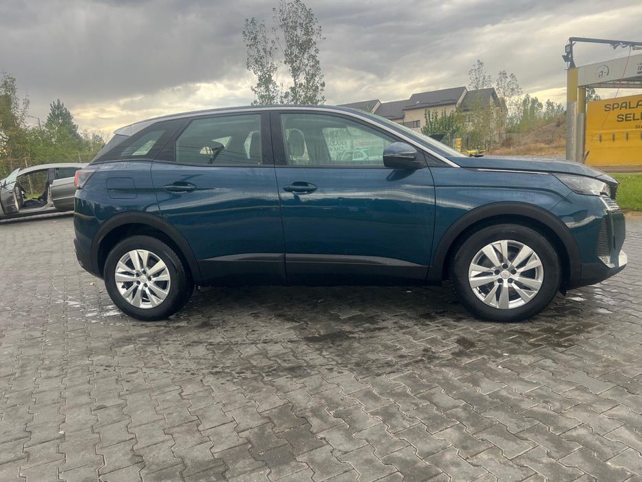 Vand Peugeot 3008 2021 / 1.5 diesel / 120.000 km