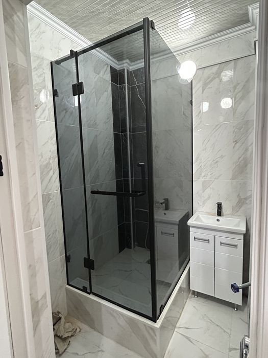 Стеклянный душевые кабинки и Перегородки