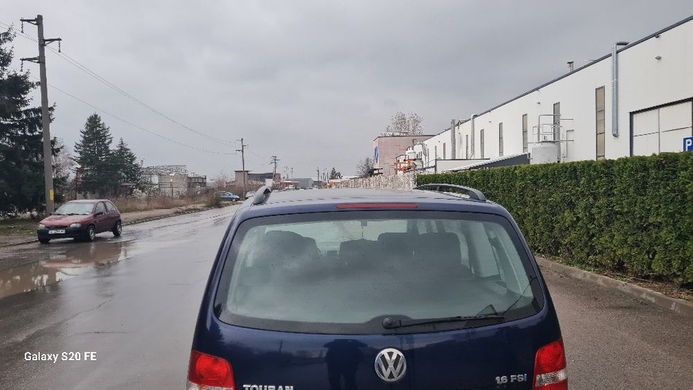 Продавам туран 1.6 efs