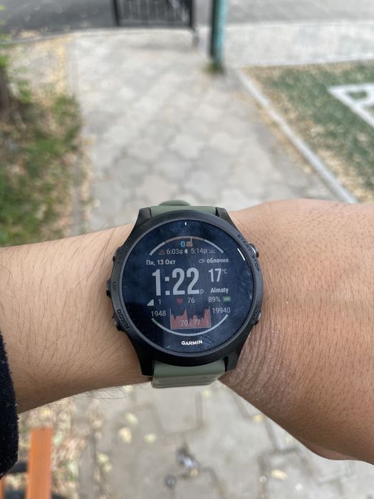 Продаю Garmin forerunner 945