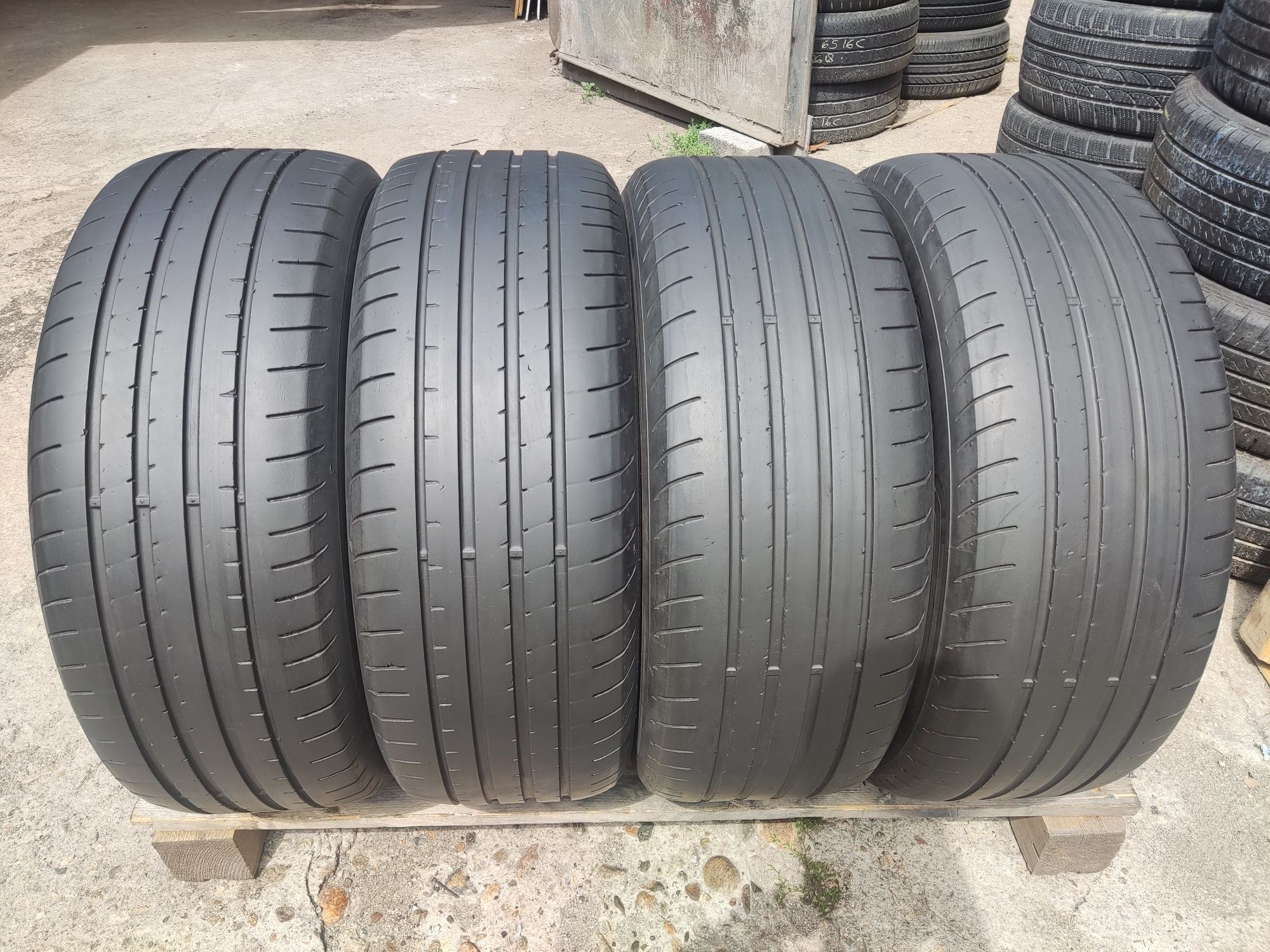 4бр летни гуми 225/55/17 GoodYear Eagle F1, dot18