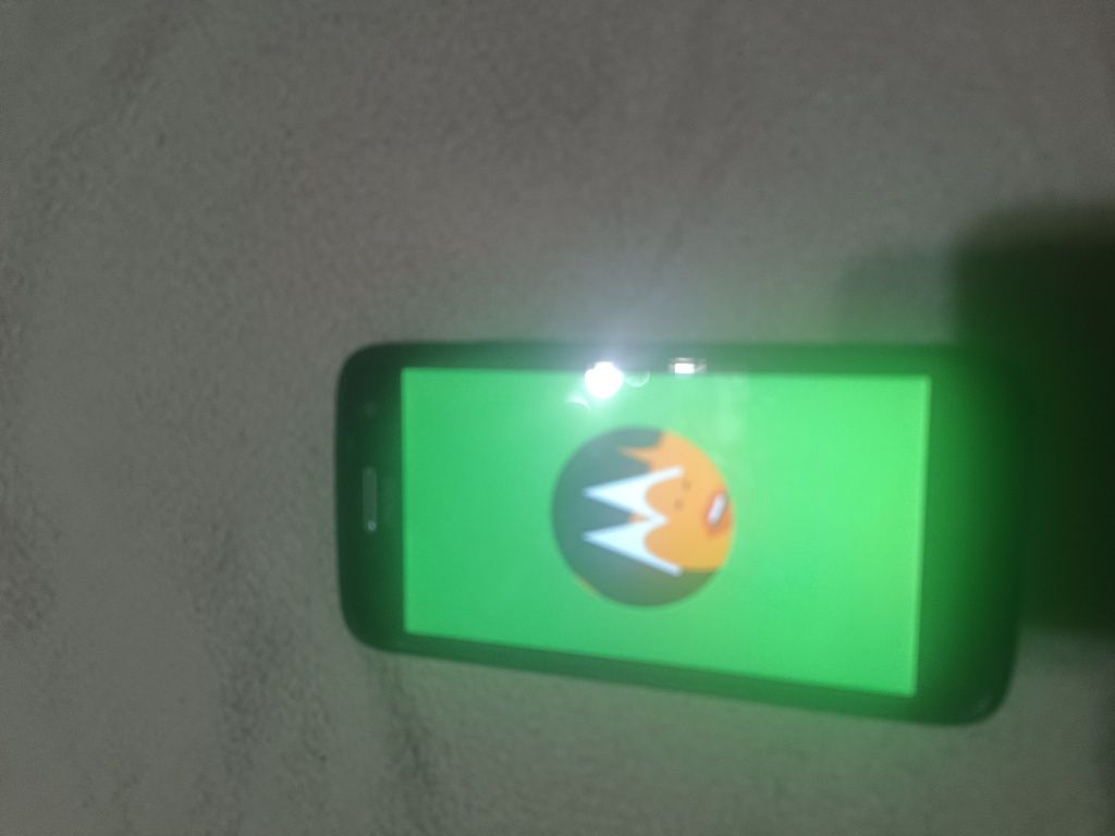 Продавам Motorola g5 plus