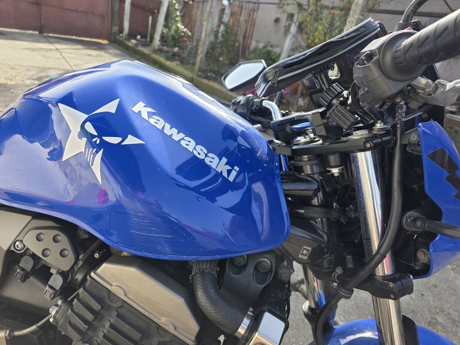 Vând kavasaki z750