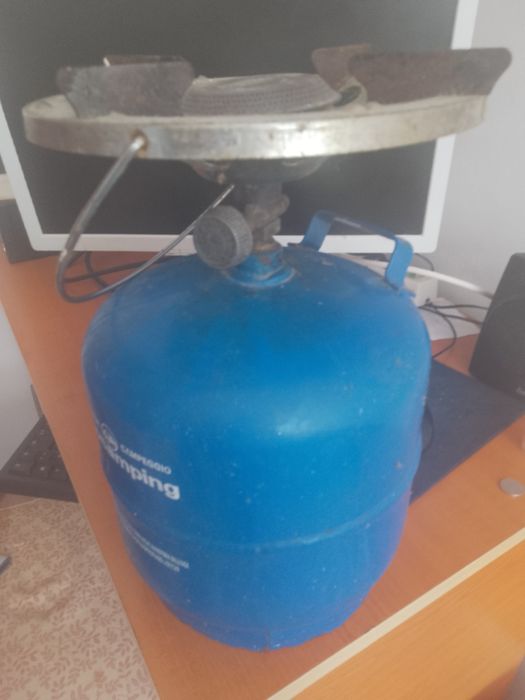 Vand butelie camping cu arzator, 8 litri,, sector 3, Titan