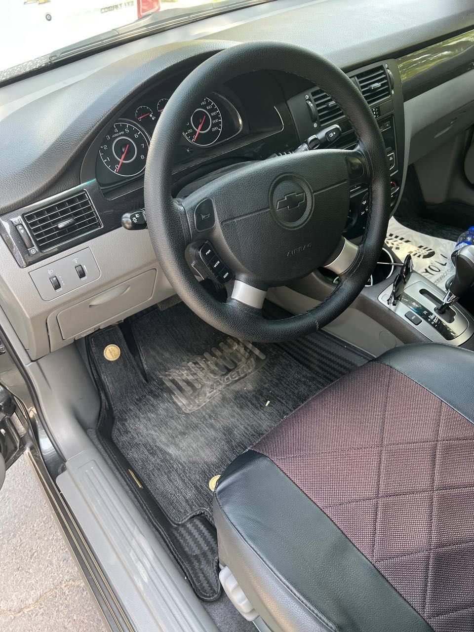 Продаю Lacetti Gentra