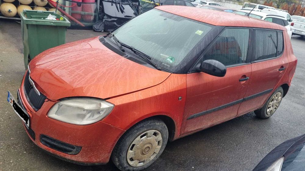 Skoda Fabia 2 usor avariata
